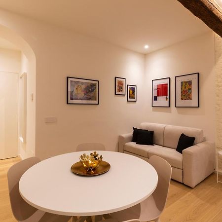 Apartmán Domus Ticinese Milán Exteriér fotografie